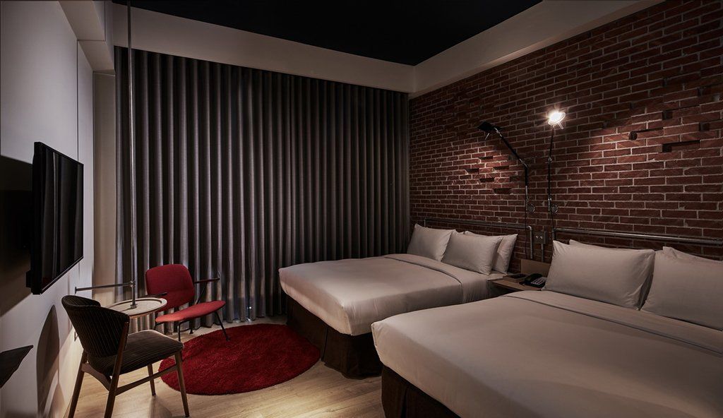 U.I.J Hotel & Hostel Tainan Bagian luar foto